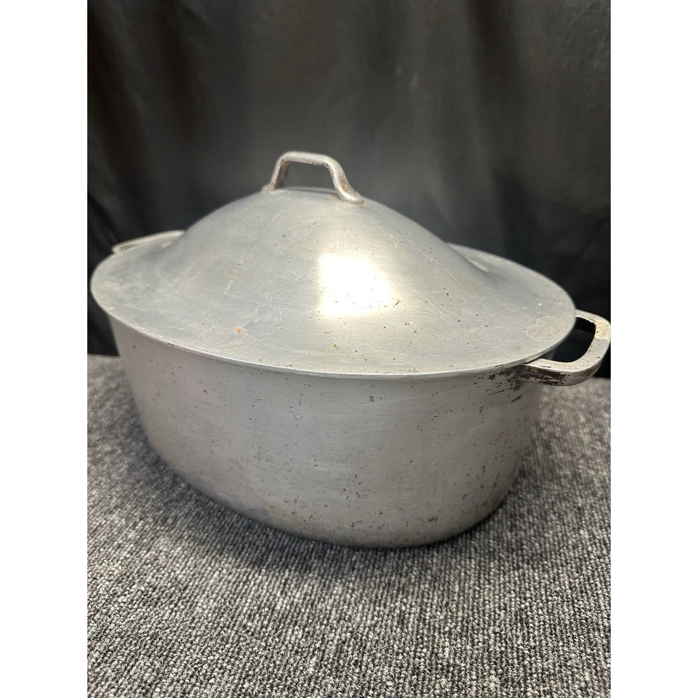 Vintage Super Maid Cookware Aluminum Pot With Lid Dutch Oven Roaster Pan Stock